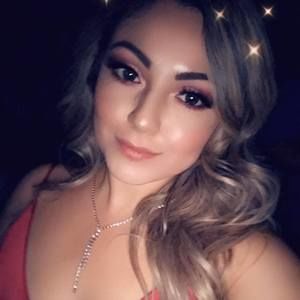 Meet your Posher, Elisa